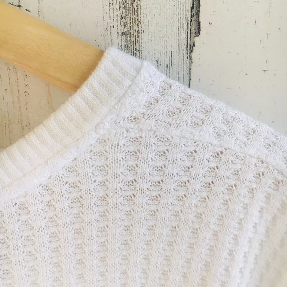 NWOT Velvet Graham Spencer Waffle Knit Hanky Hem Top White Cropped - Picture 9 of 9